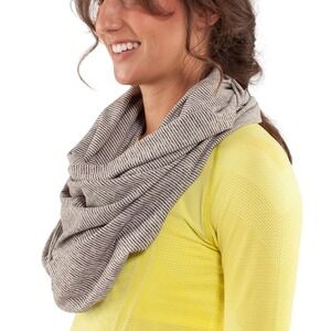 lululemon Vinyasa Scarf Tonk Grey White Striped Snap Infinity Scarf NWT Yoga